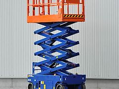 JCB Lager Neugerät Scheren Arbeitsbühne 12 Meter Hebebühne Elektroschere