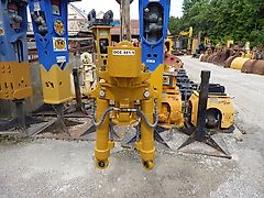 Liebherr - Greifer-Hydr./Dreheinheit System Liebherr GM 10 - geschraubt oder mit Zwischenrahmen gesteckt für 2 Bolzen - Tragkraft 4t-5t - Bagger: 16t-24t